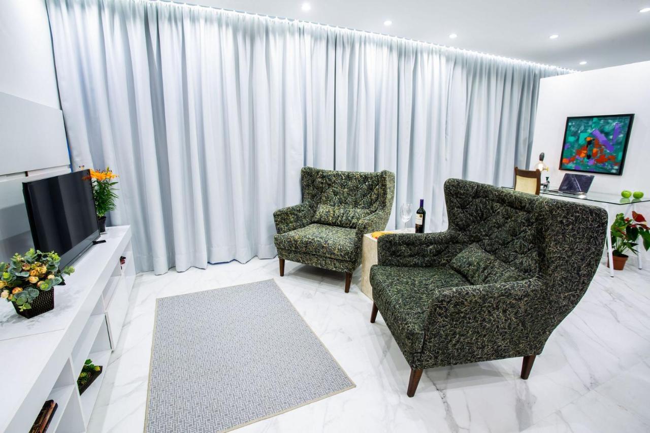 Loft Design, Amplo, Modern Com Ar Condicionado Em Alto De Pinheiros Apartment São Paulo Luaran gambar